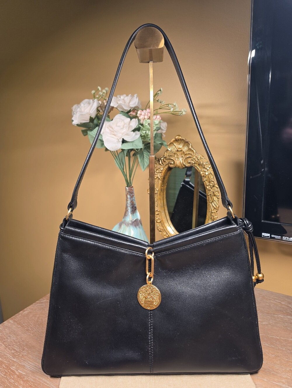 Vince Camuto Maire Leather Shoulder Bag w/ Gold Medallion GUC (Retail $198) - Picture 9 of 9